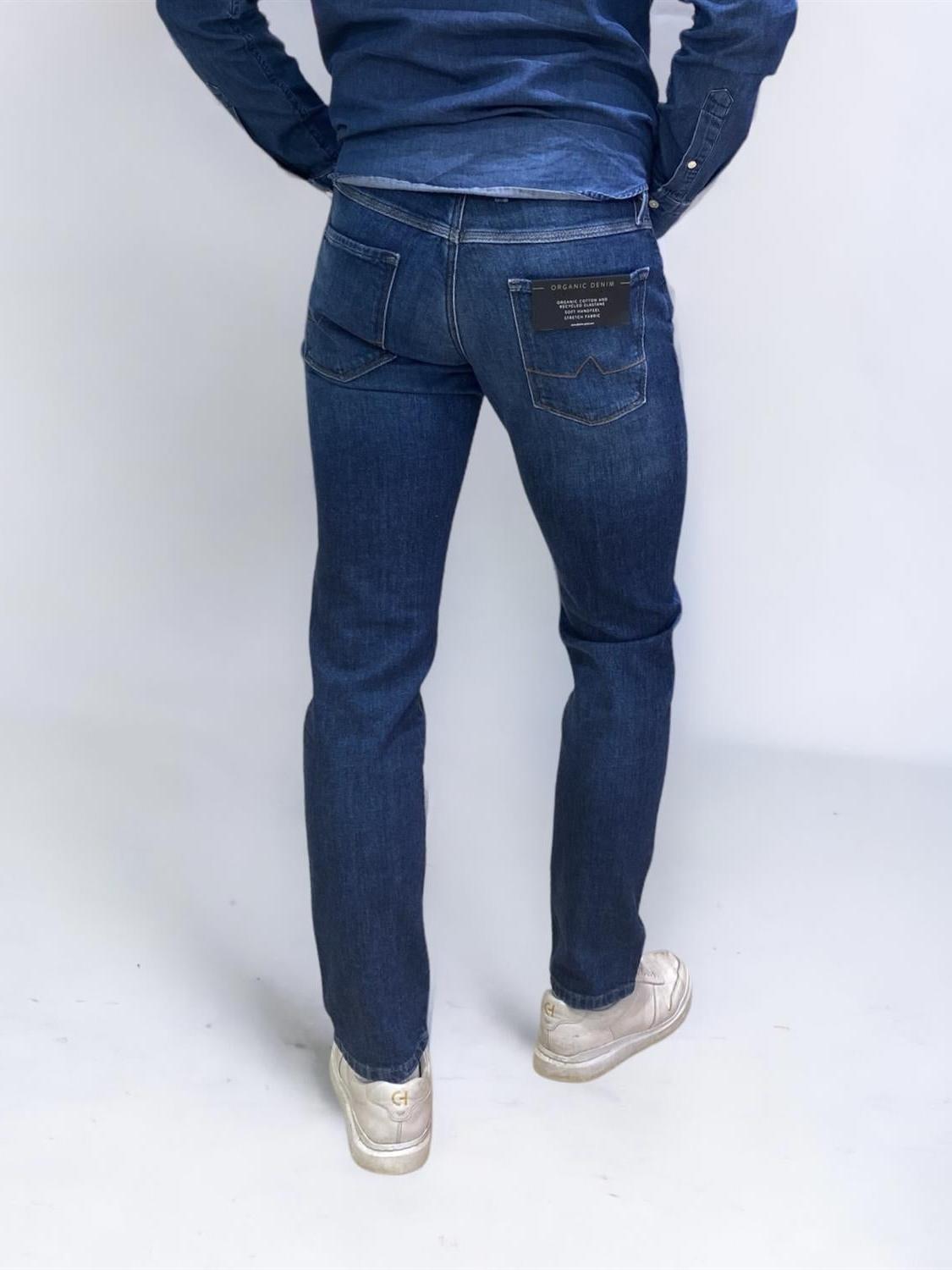 Robin-Jeans-Alberto-Aandahls