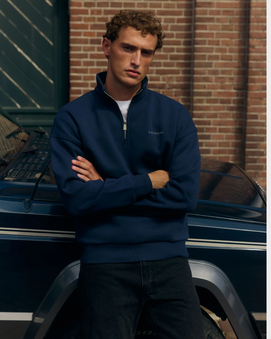 M. 1/4 zip