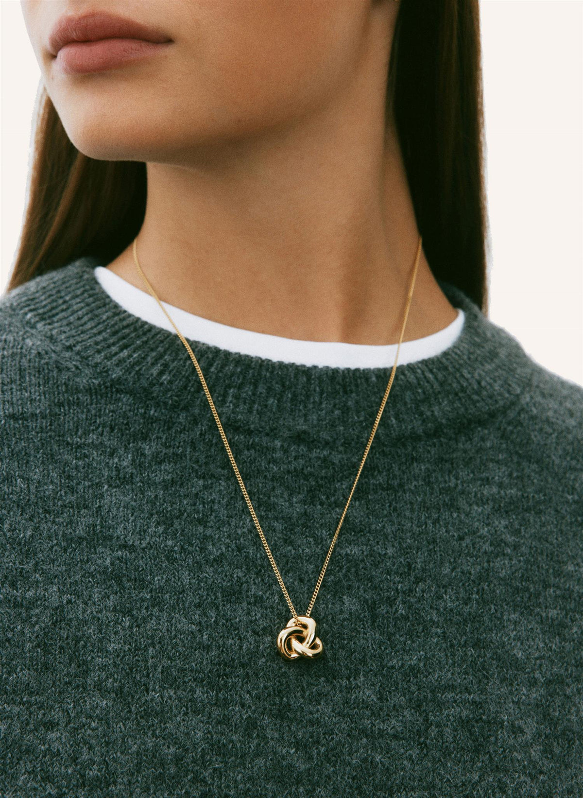 Infinity Knot Necklace L Gold