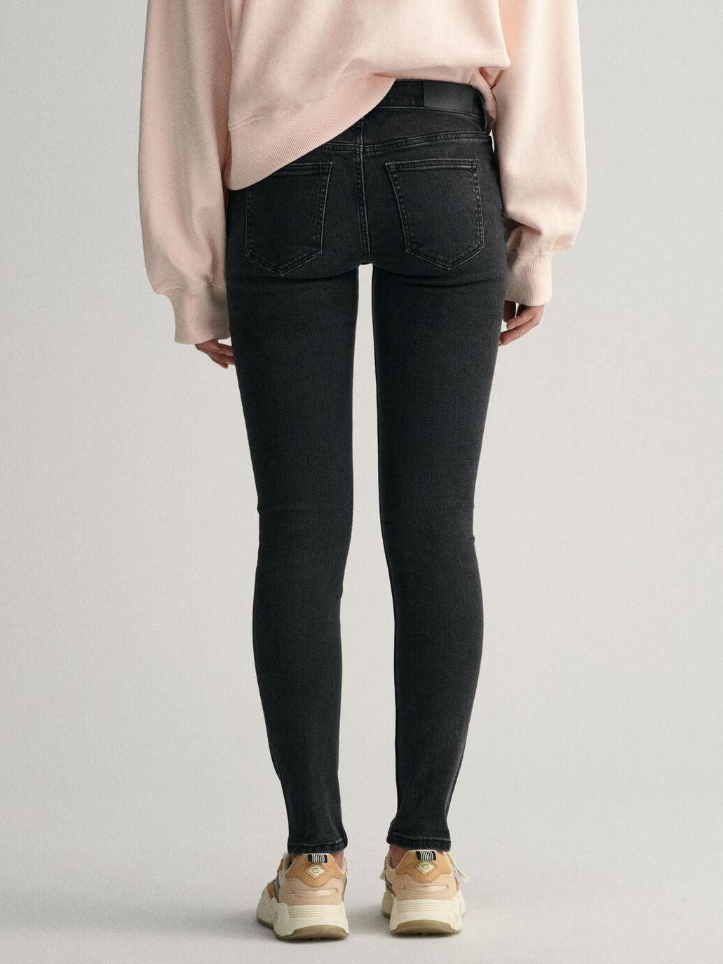 D1. GANT SKINNY JEANS-Jeans-Gant-Aandahls
