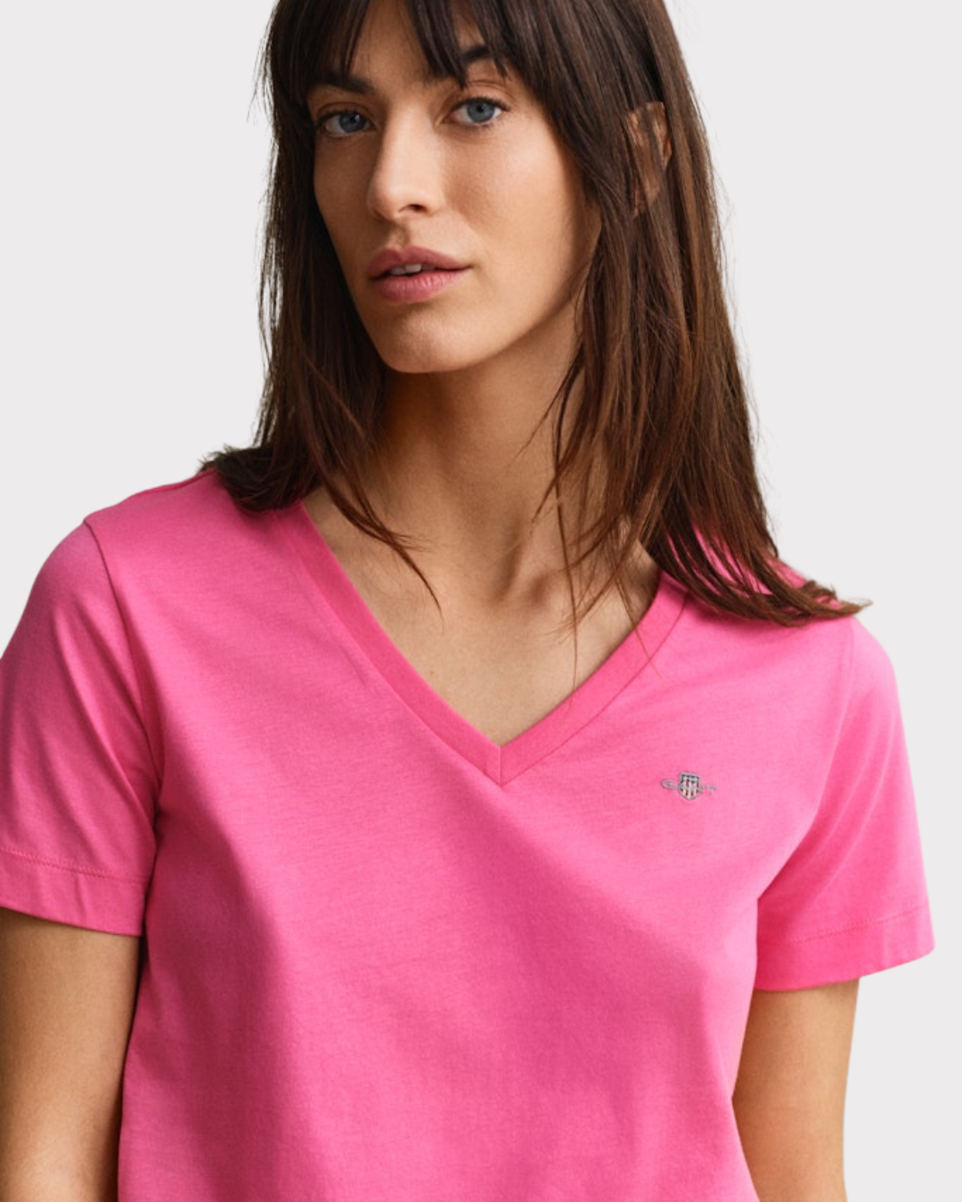 Reg Shield Ss V-Neck T-Shirt-T-shirt-Gant-Aandahls