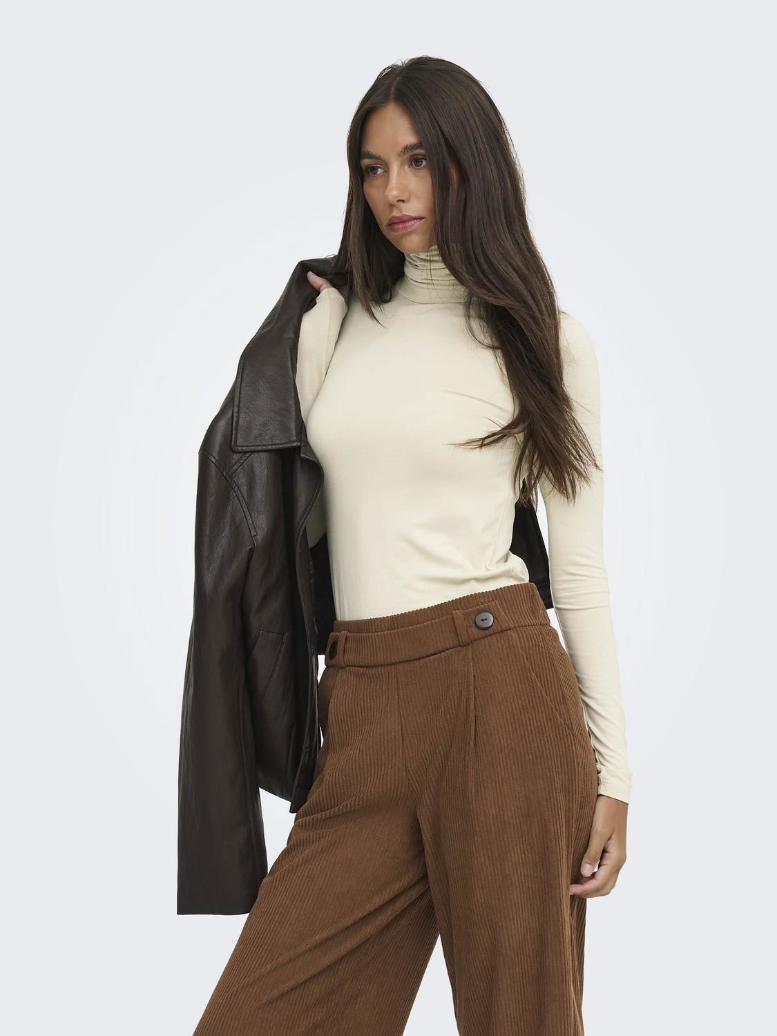 Jdysissy L/s Highneck Top Jrs Dia