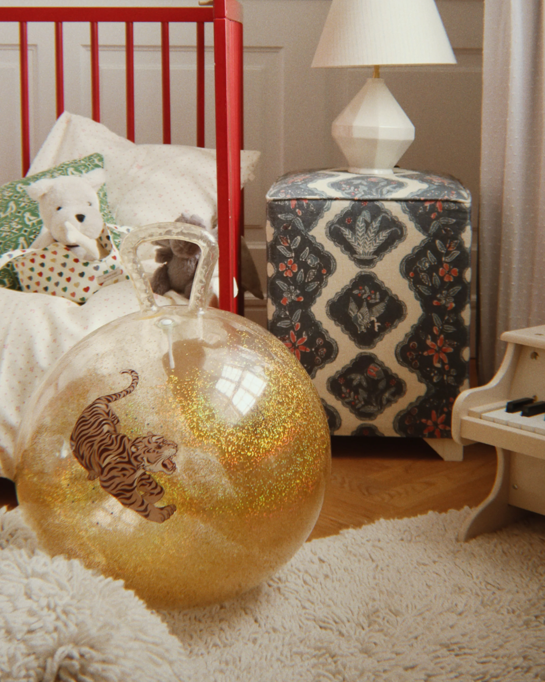 Glitter Jump Ball