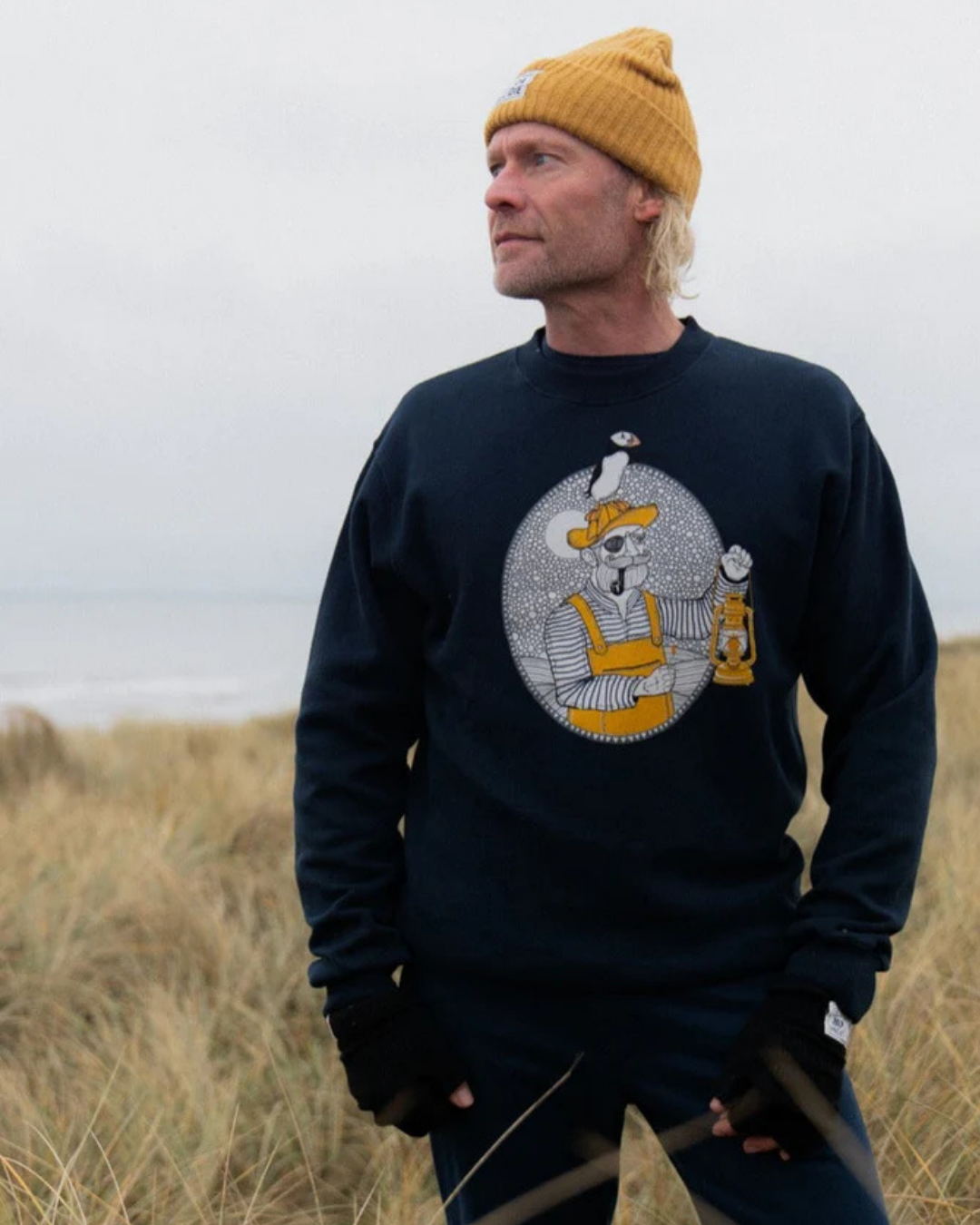 Light The Way crewneck-Genser-Lakor-Aandahls
