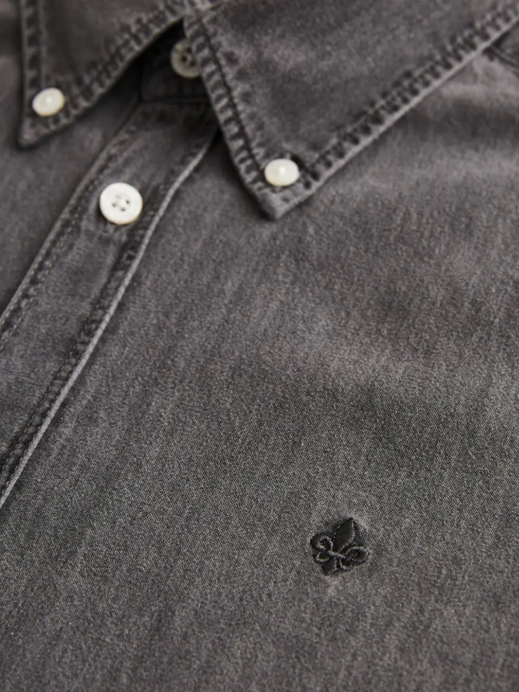 Light denim shirt-classic fit-Skjorte-Morris-Aandahls
