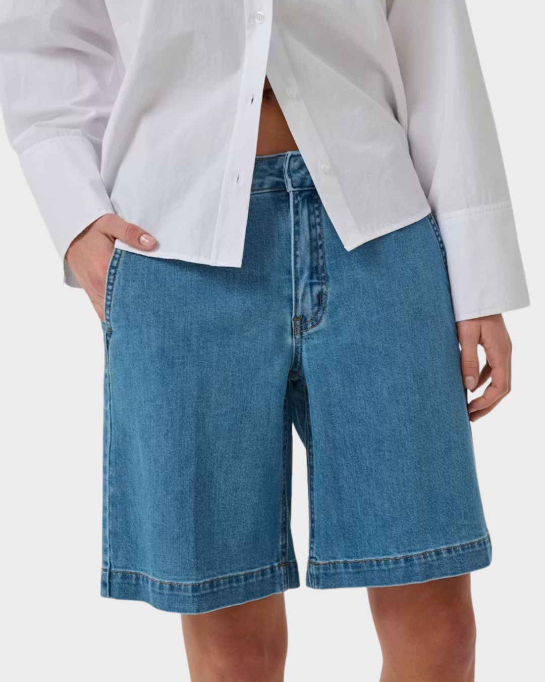 Lara 115 Long Shorts