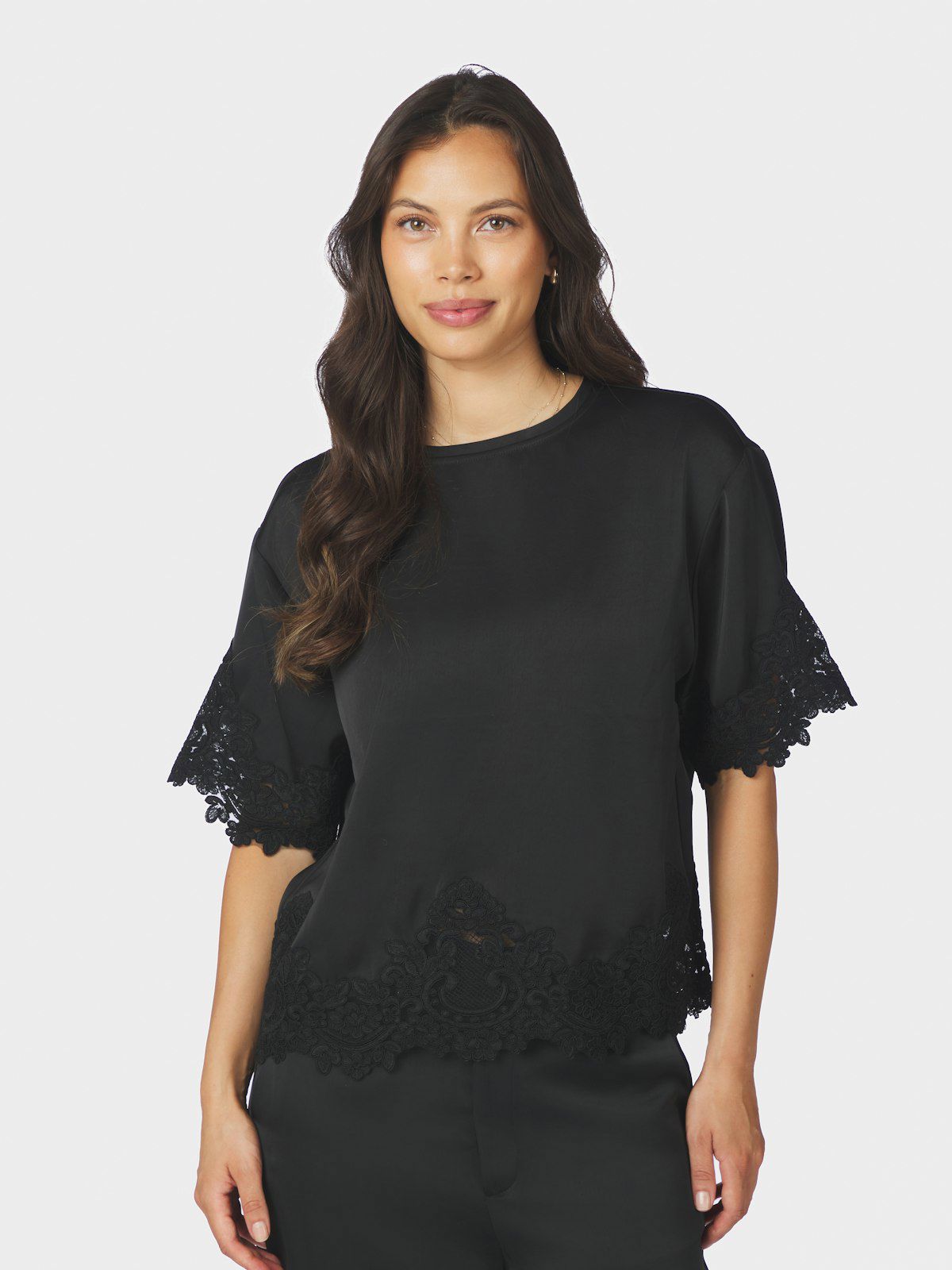 Elle Heavy Sateen Lace Top