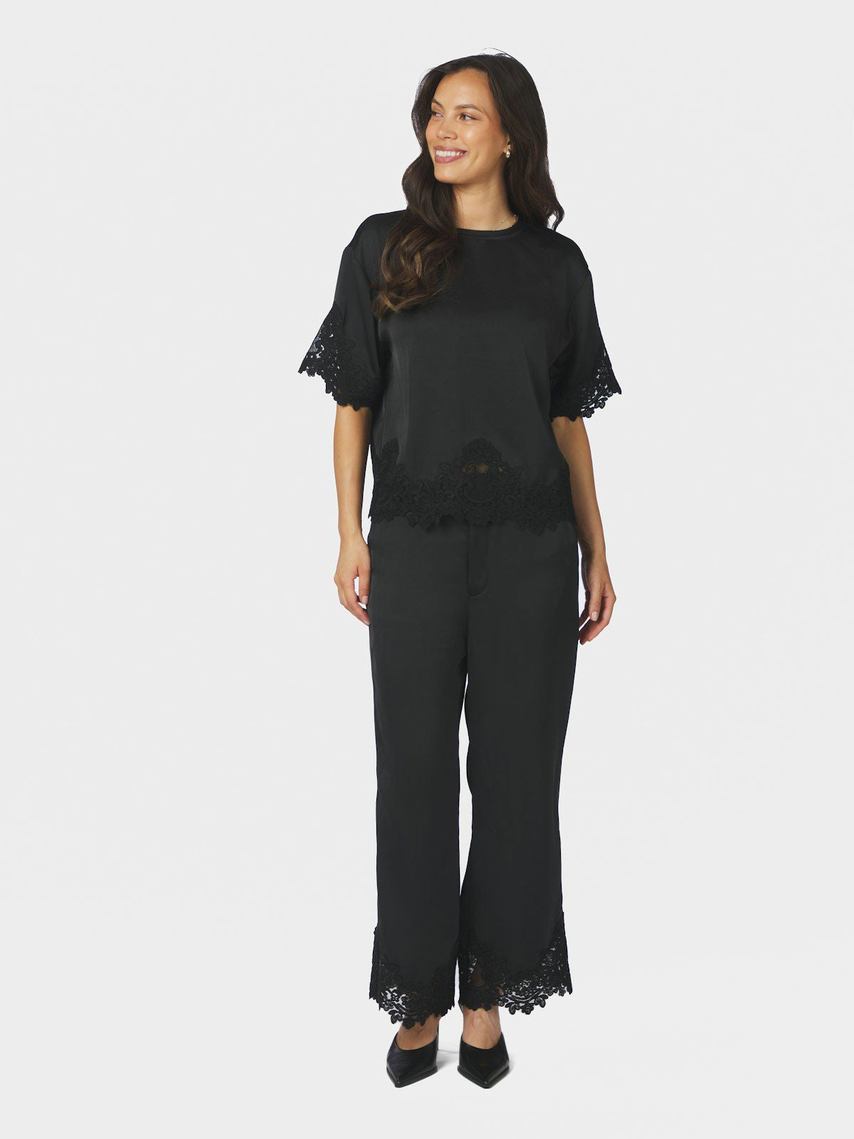 Elle Heavy Sateen Lace Top