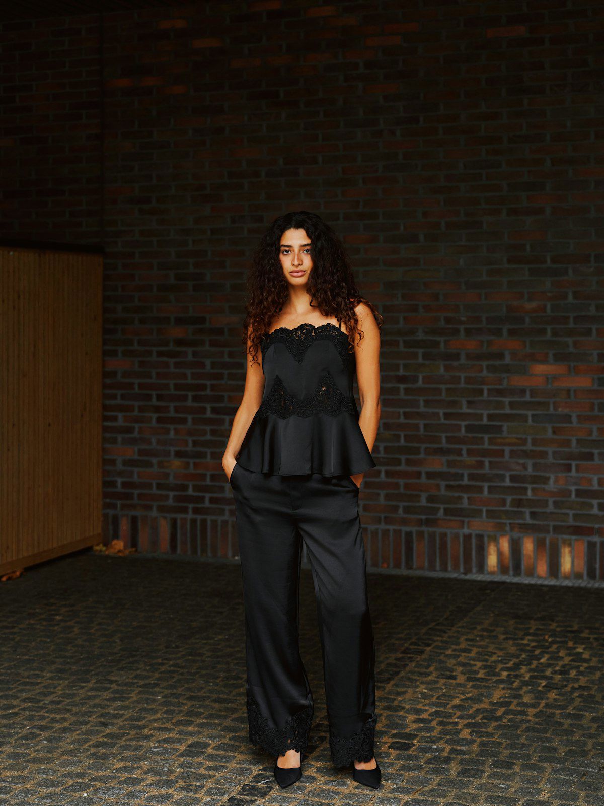 Emery Heavy Sateen Lace Pants