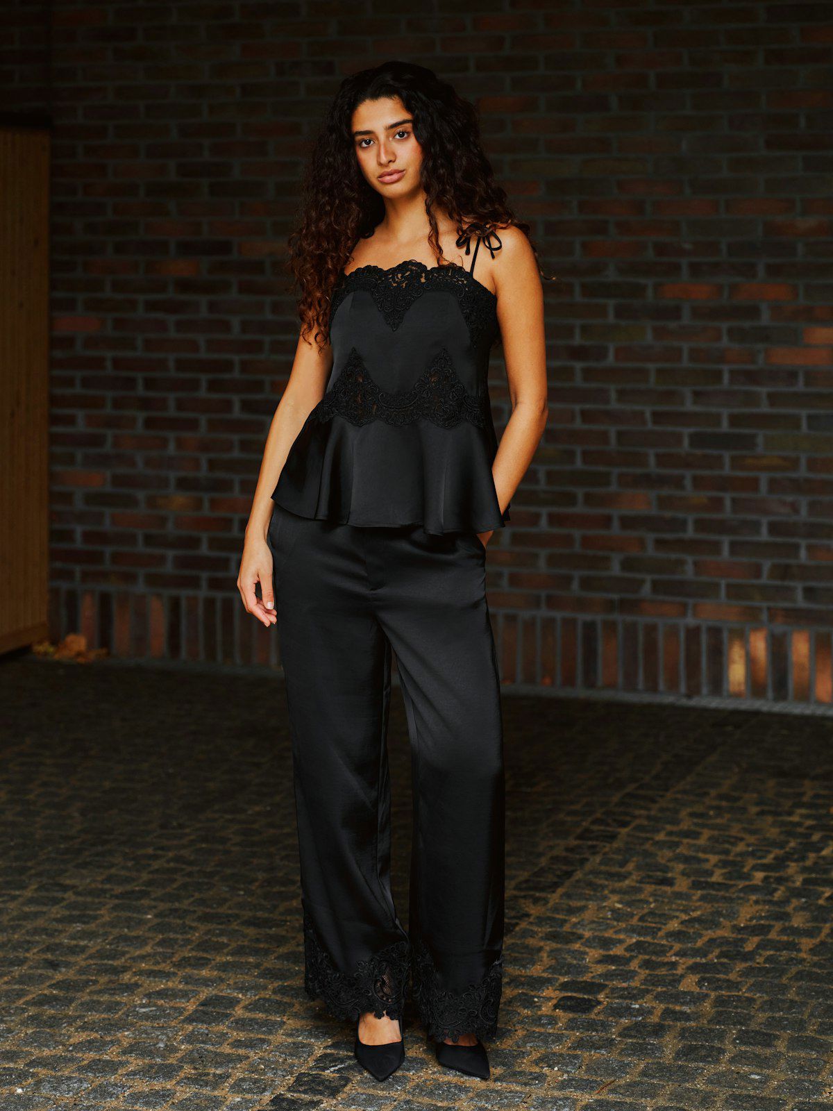 Emery Heavy Sateen Lace Pants