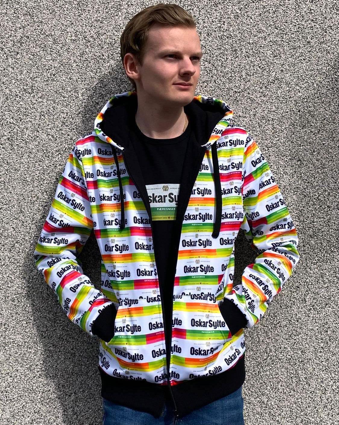 Oskar Sylte Multiprint Hoodie-Genser-Trude Nistad-Aandahls