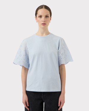 lex Ss Top W. Emb Sleeves