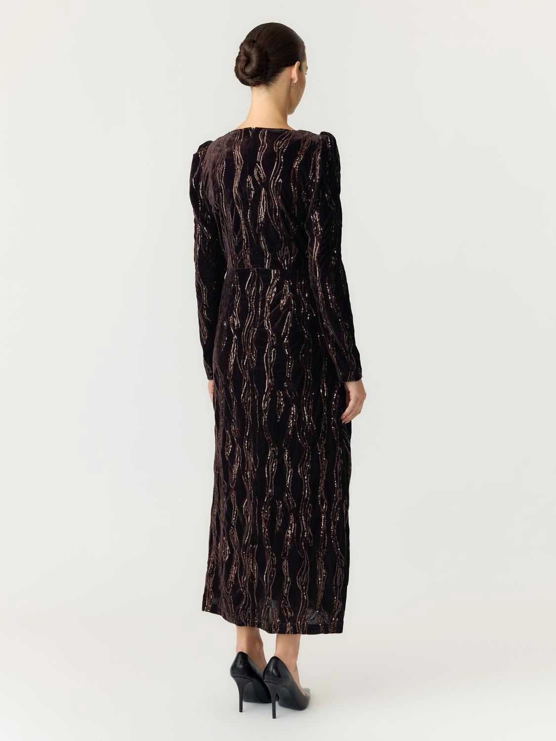 YASHELLA LS VELOUR MIDI DRESS